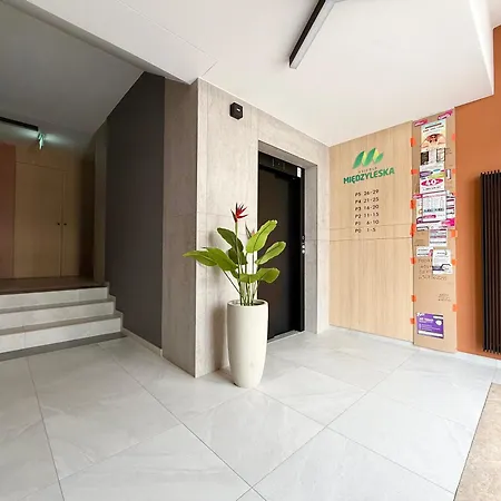 Apartment Miedzyleska With Garden By Bookinghost Breslau